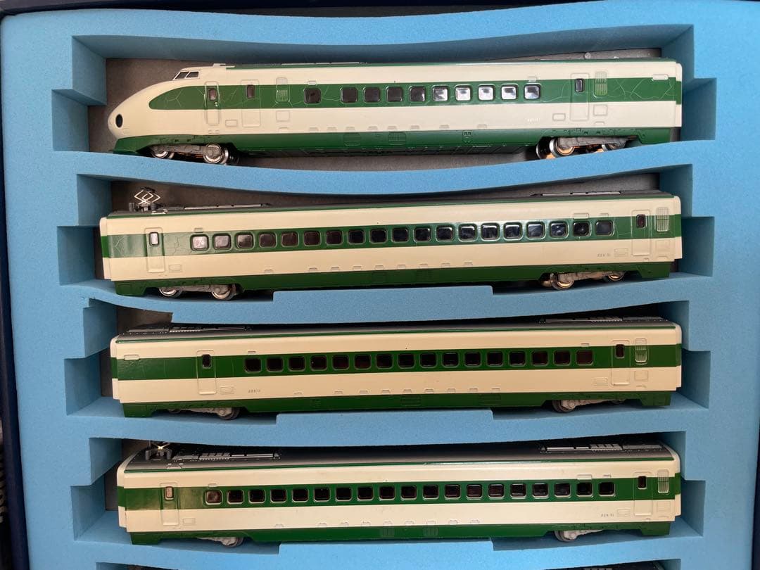 東北新幹線200系フル編成　TOMIX。