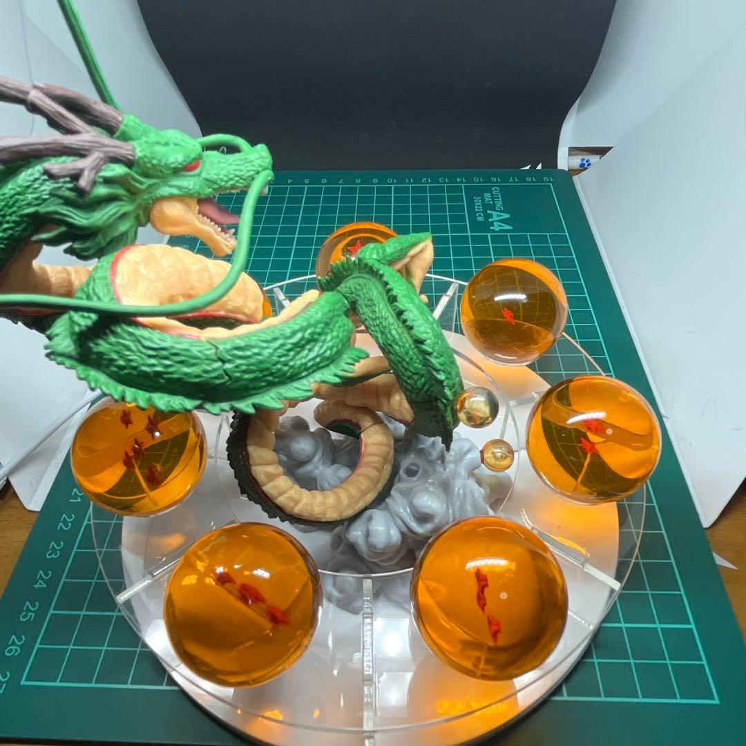 神龍ドラゴンボールフィギュア LEDライト付き