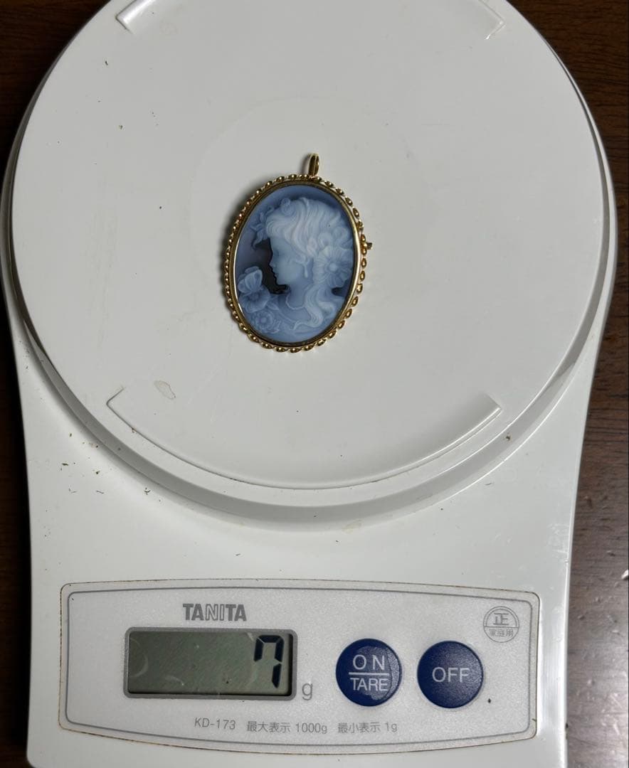 カメオ　ブローチ・ペンダントトップ