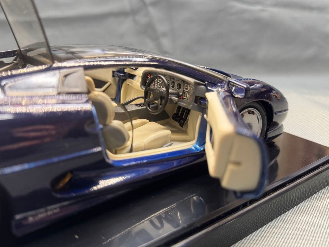 Jaguarジャガー XJ220 blue 1/18 ミニカー