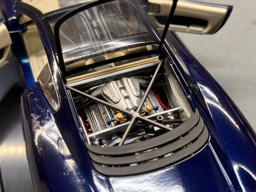 Jaguarジャガー XJ220 blue 1/18 ミニカー