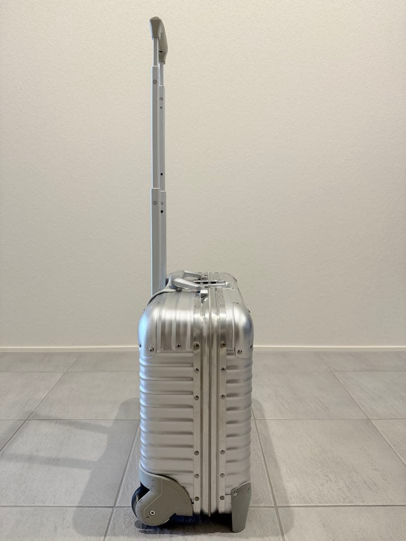 【廃盤品】リモワ トパーズ ビジネストローリー 928.40 28ℓ 2輪