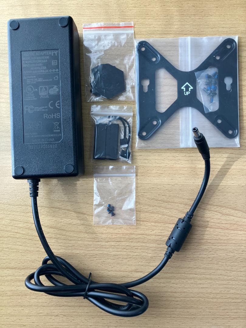 【中古】MINISFORUM HX90