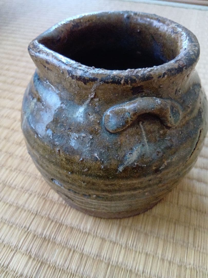 骨董品 古瀬戸風 小壺 油壺 耳付 古陶器 茶道具 アンティーク 片口壺