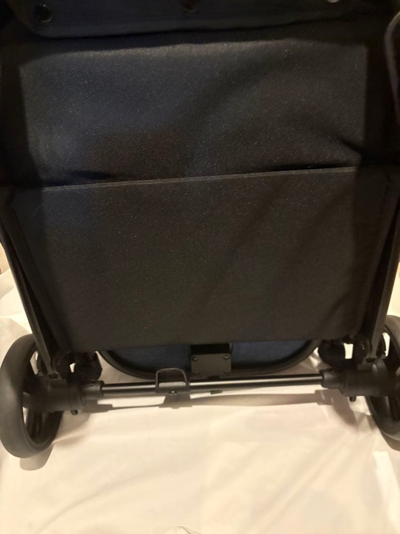 ペテナ　MILOU ワンタッチで全部折りたためる分離型ペットカート