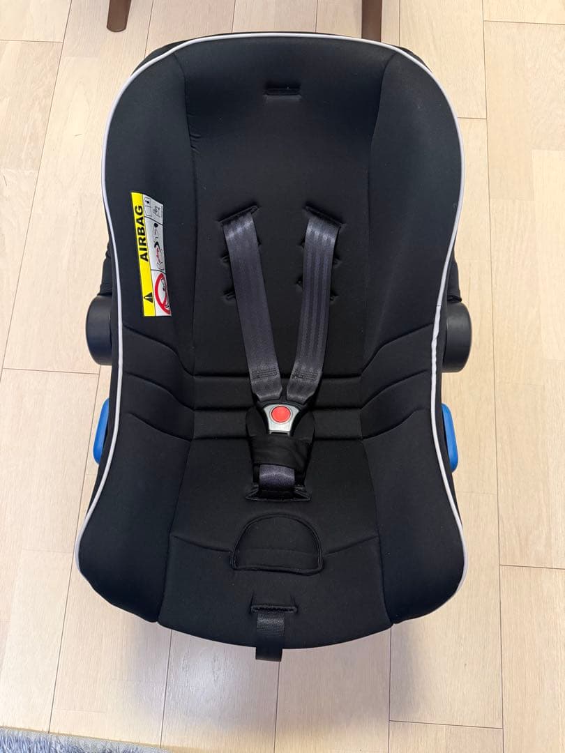 アップリカ ベビーシート サンシェード付きisofix