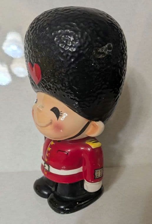 ★激レア★　昭和レトロ　内藤ルネ　陶器　貯金箱　イギリス兵隊　衛兵　ヴィンテージ