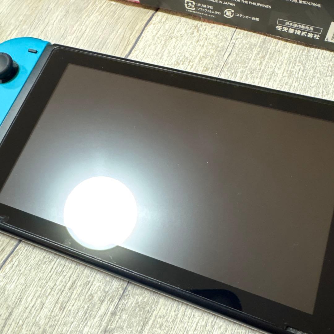 Nintendo Switch 本体　ネオンブルー　ネオンピンク　スイッチ