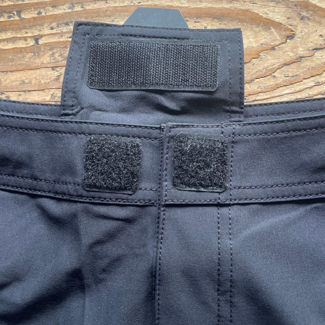 新品　25年春夏　RVCAルーカ　ストレッチファイトショーツ　黒　32