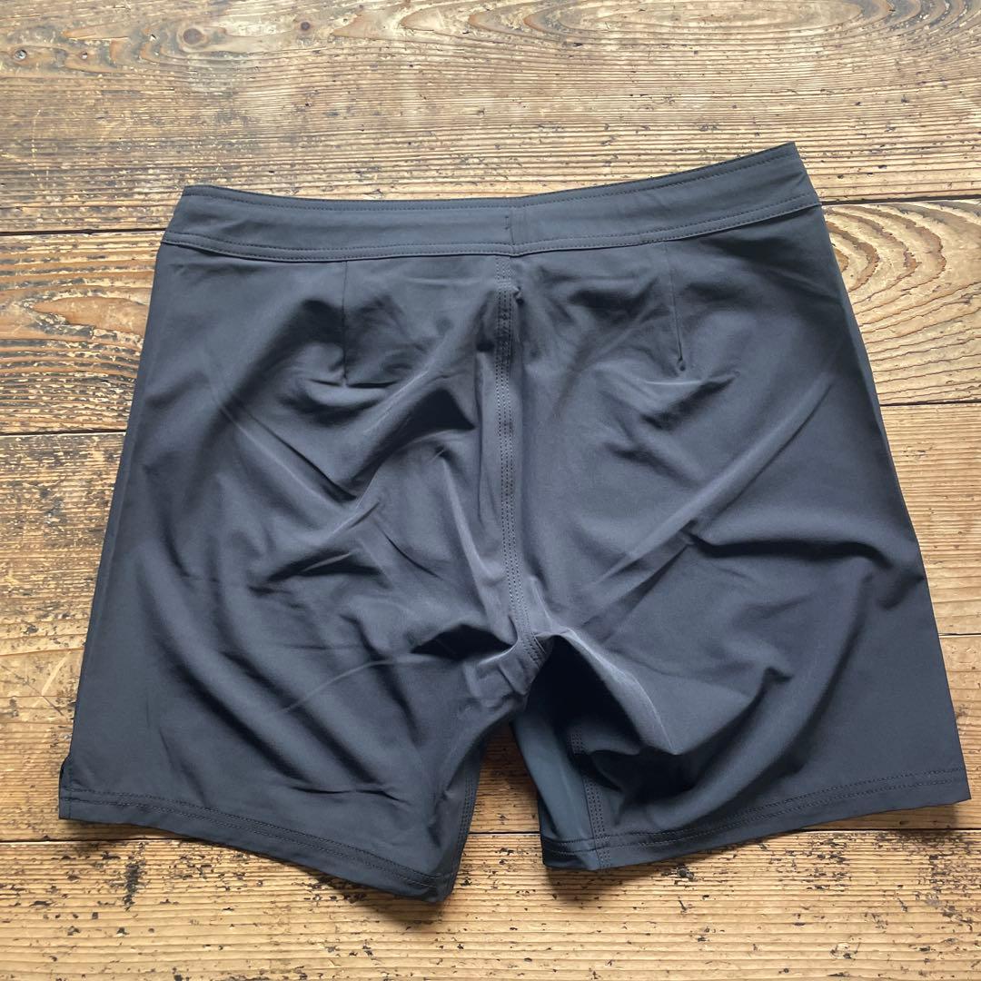 新品　25年春夏　RVCAルーカ　ストレッチファイトショーツ　黒　32