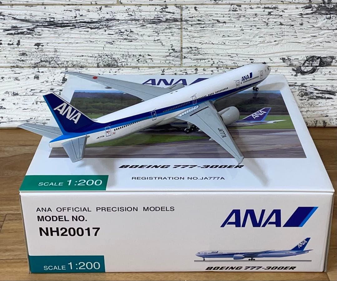 [新品]全日空商事 1/200 B777-300ER ANA NH20017
