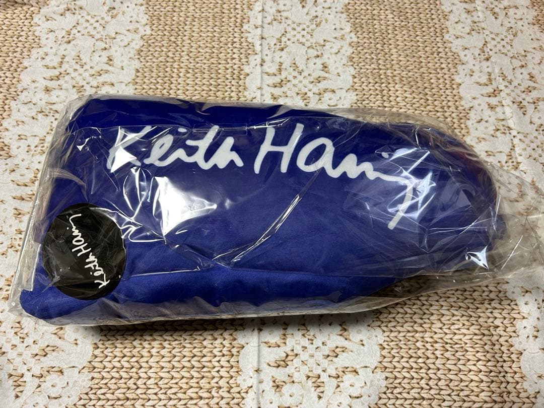 キースヘリング　3点セット　犬型クッション　１つ　収納ボックス　スツール2種類