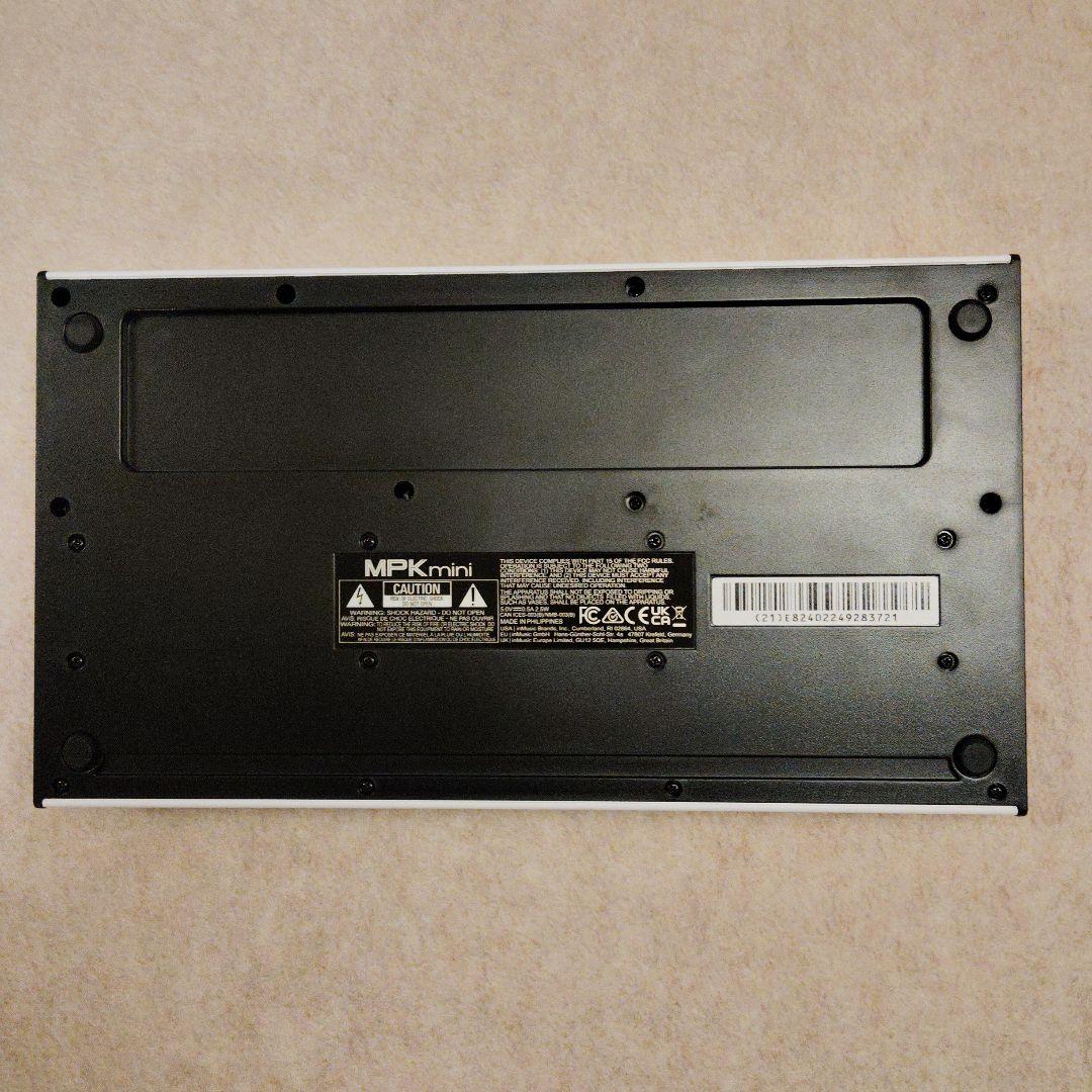 AKAI MPK mini スペシャルエディションホワイト