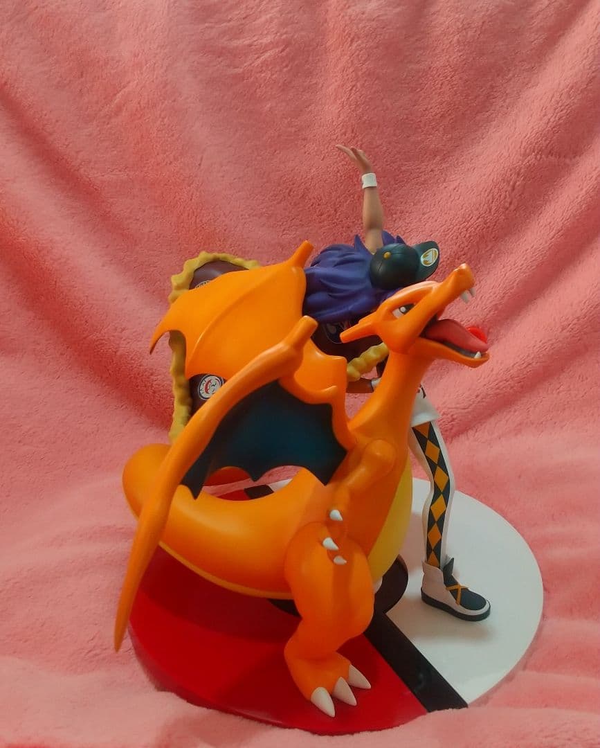 ダンデ リザードン フィギュア