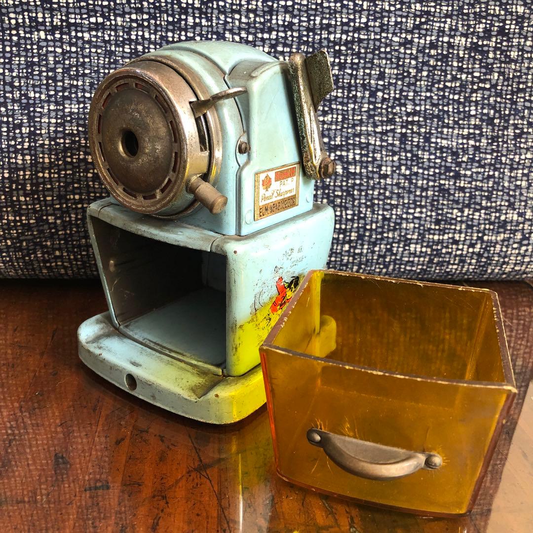 レトロ 水色 手動鉛筆削り