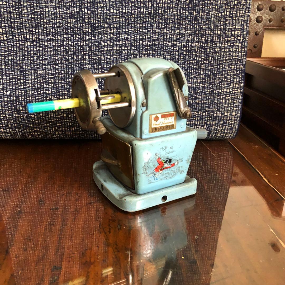 レトロ 水色 手動鉛筆削り