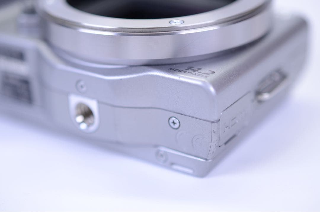 SONY NEX-5 シルバー 海外版 ボディのみ 英語表記 ミラーレス