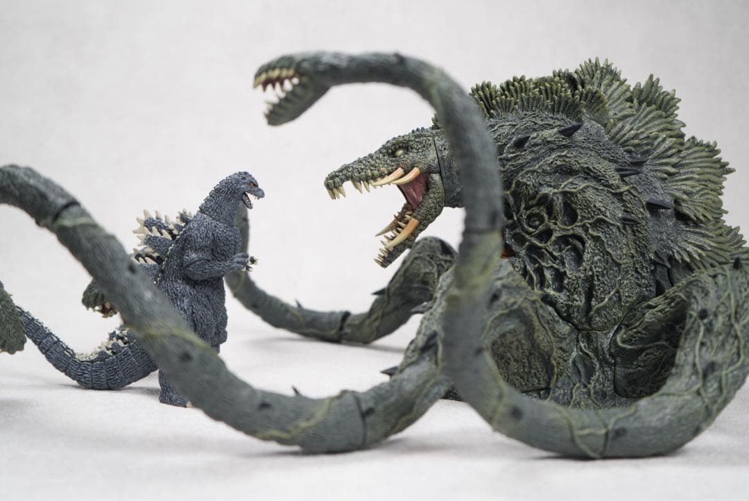 東宝怪獣コレクション ビオランテ ゴジラ 2体セットデアゴスティーニ 茨木彰