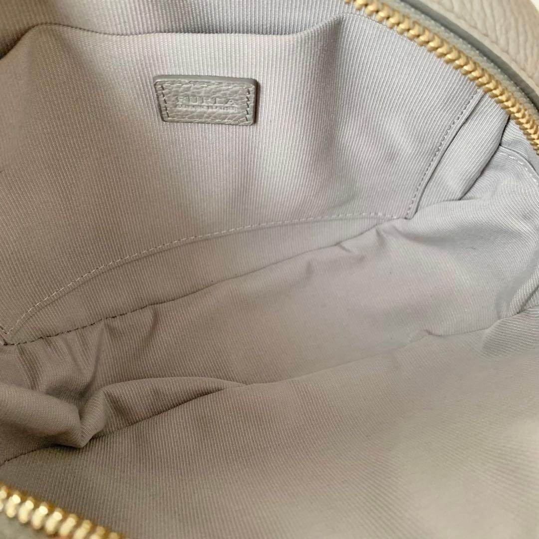 【FURLA】フルラ　ショルダーバッグ　カメラバッグ　グレー　ライトグレー
