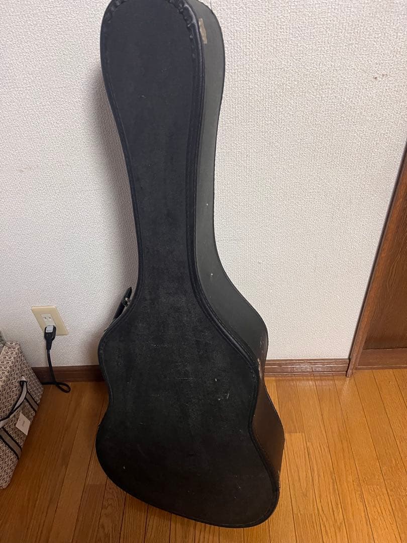 Three S W-300 アコースティックギター ハードケース付　初期ロゴ