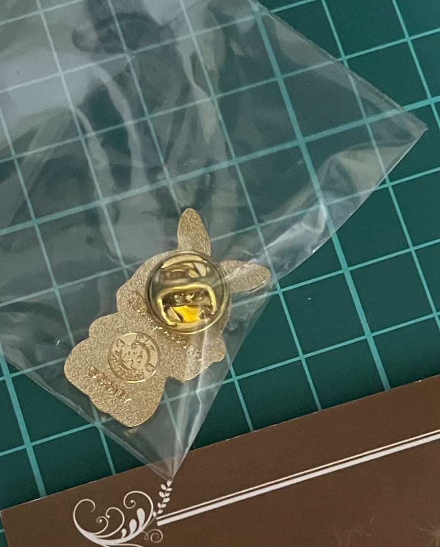 ディズニー　ACME LE300 バンビ　とんすけ　ピン　セット　招き猫