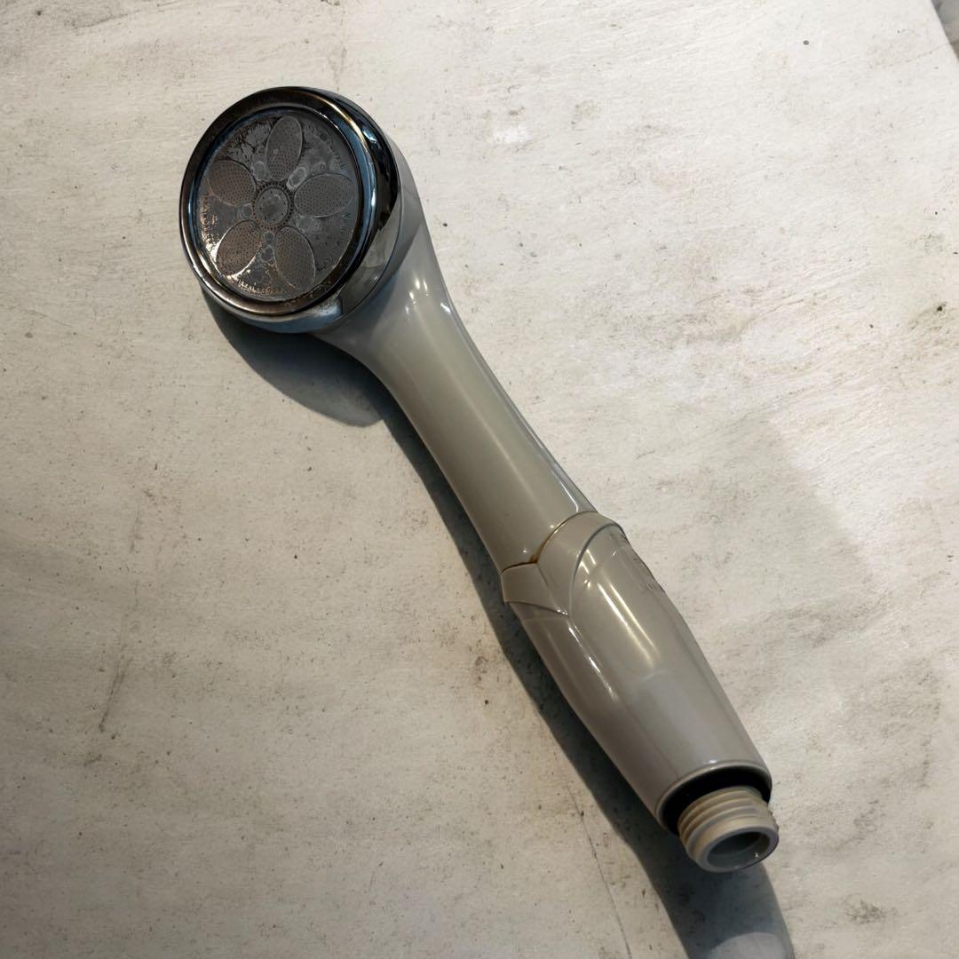 ナノフェミラスライト シャワーヘッド 日本製 ナノバブル