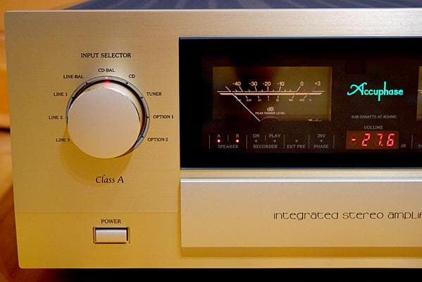 a*o様 ACCUPHASE E-560 純A級 ハイエンド　元箱発送　アキュフ