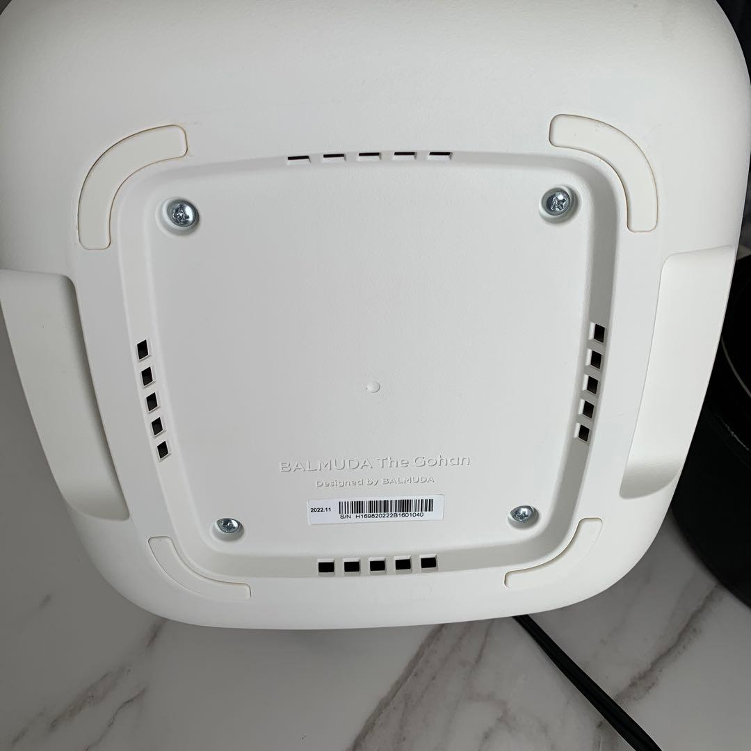 b*n様 BALMUDA バルミューダ　炊飯器 3合