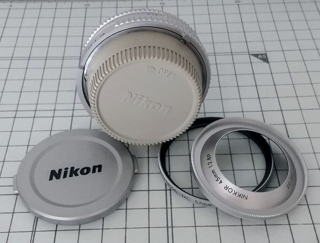 ニコン NIKKOR 45mm f/2.8 P