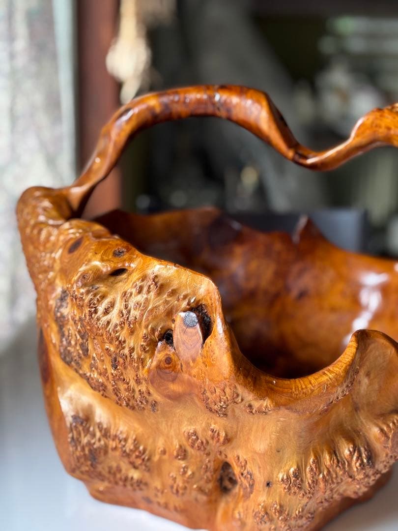 ヴィンテージ　天然木　くり抜き　カゴ　切り株 バスケット カゴ 職人　工芸品　大