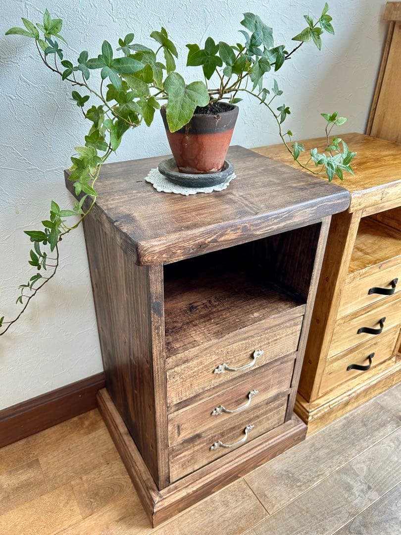 【みり】国産ひのき使用　ベットサイドチェスト