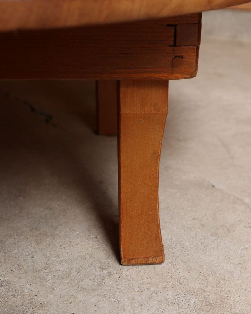 最終値下げ 栓(セン)の小ぶりな丸ちゃぶ台　古道具 古家具 アンティーク 古民家