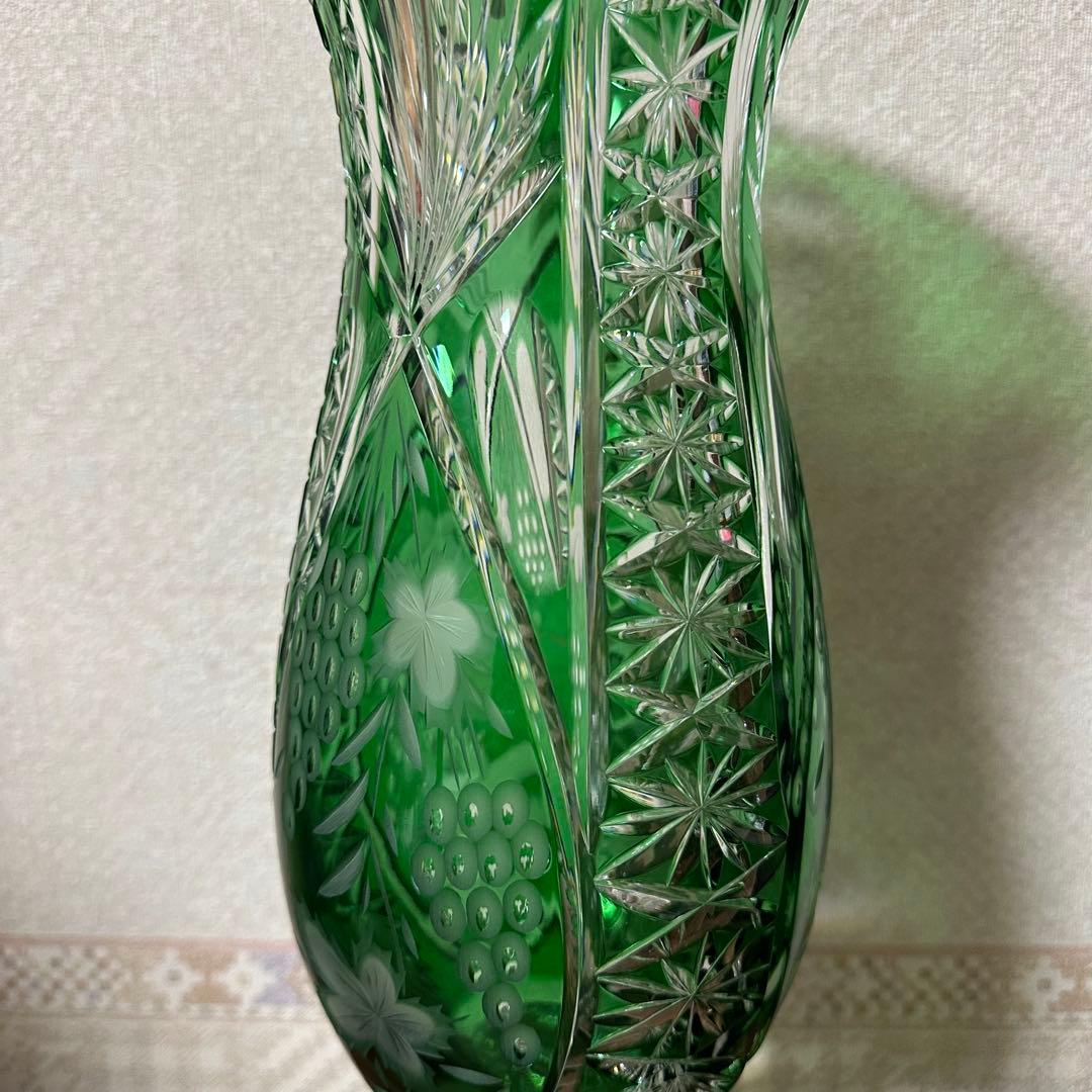 POLONIA ポロニア 緑色 クリスタルガラス フラワーベース 花瓶