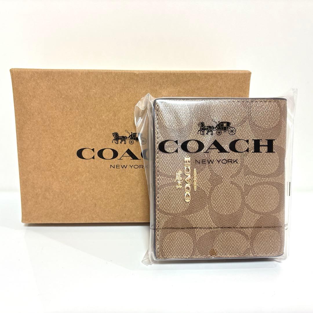 ✨新品未使用✨COACH コーチ 二つ折り 財布 ブラウン