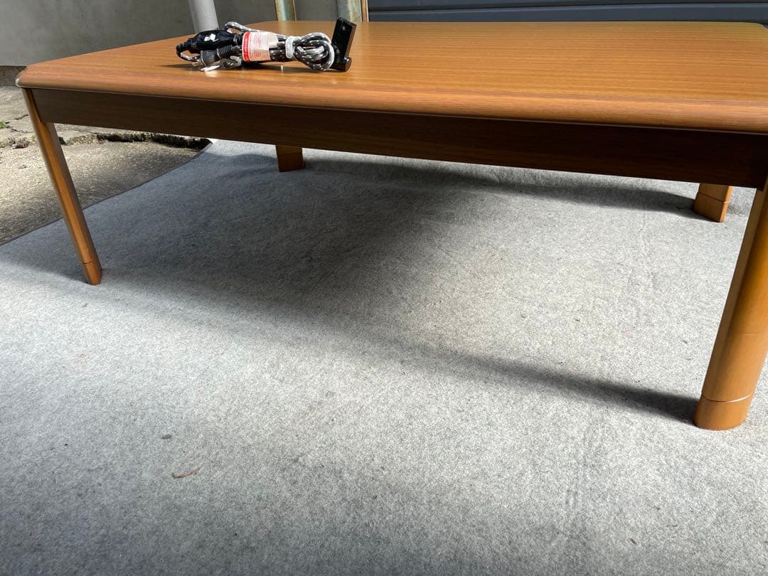 割と綺麗　華芝ジャパン　家具調こたつ　IK-1220