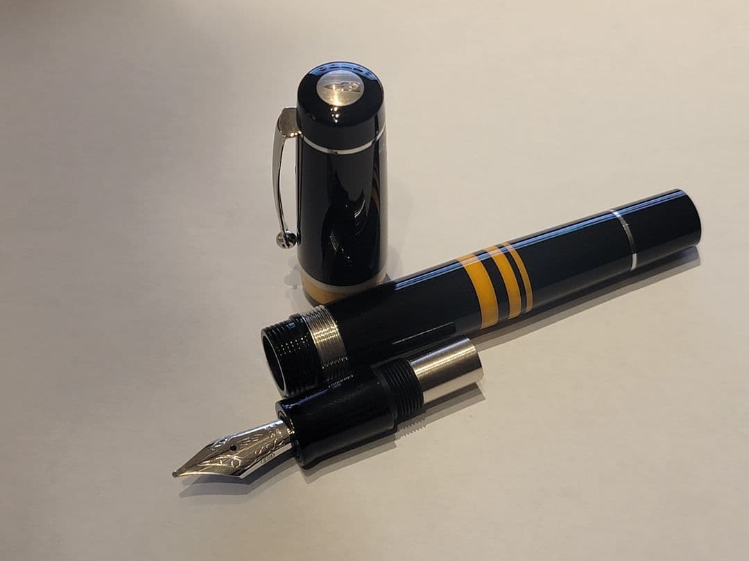 [週末限定値下]DELTA SOLARIS イエロー 万年筆 B/14K