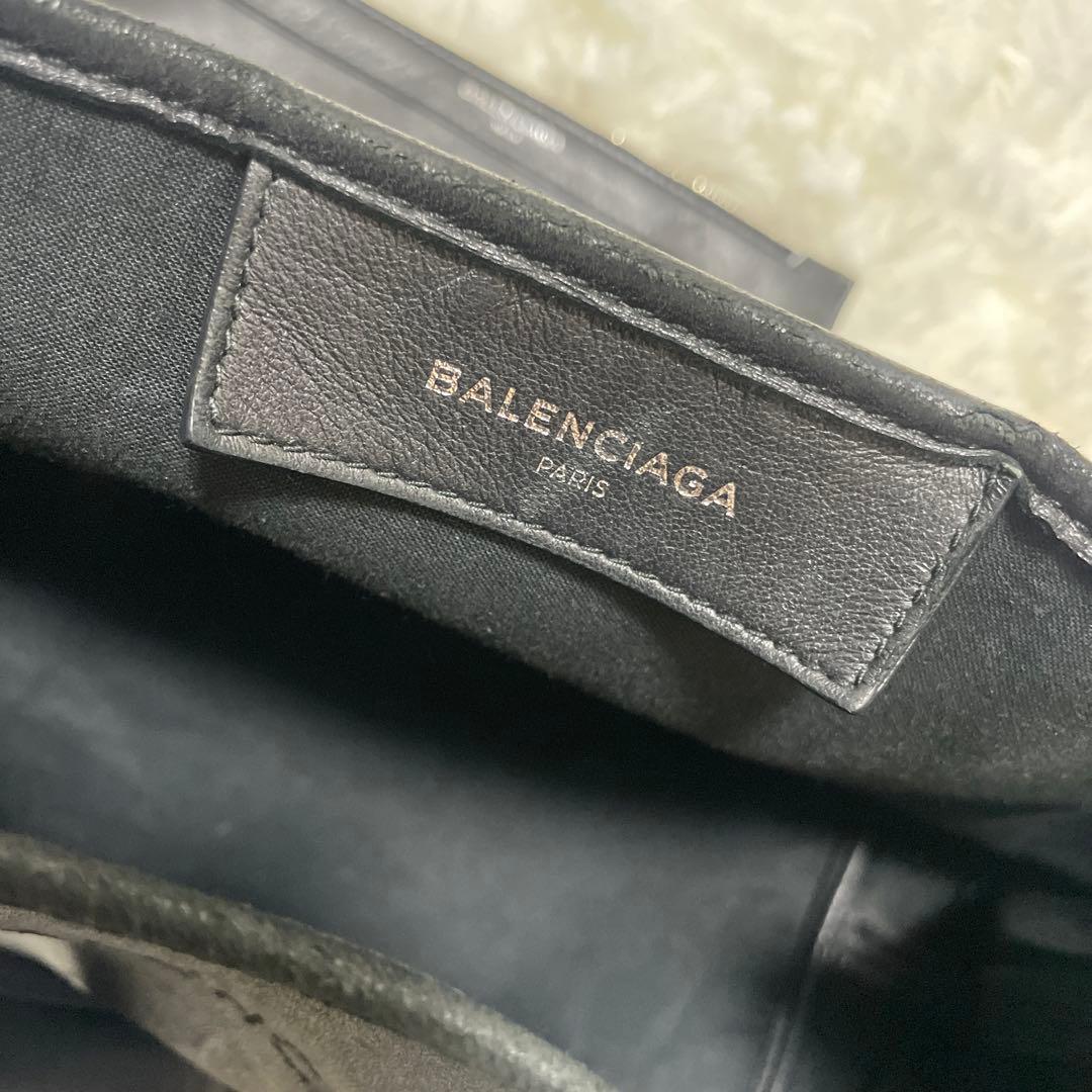バレンシアガ ネイビーカバス Sブラック レザー