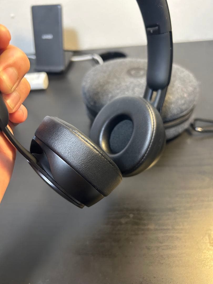 Beats by dr.dre solo proワイヤレスヘッドホンケース付き