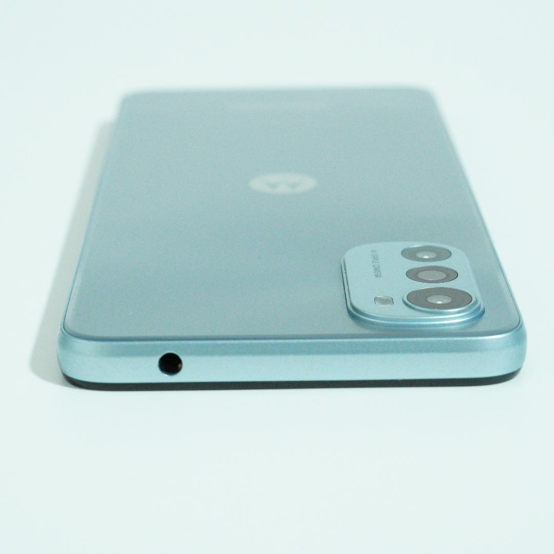 Motorola moto e32(s) 本体