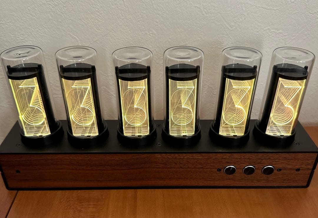 Gixie Clock 置時計
