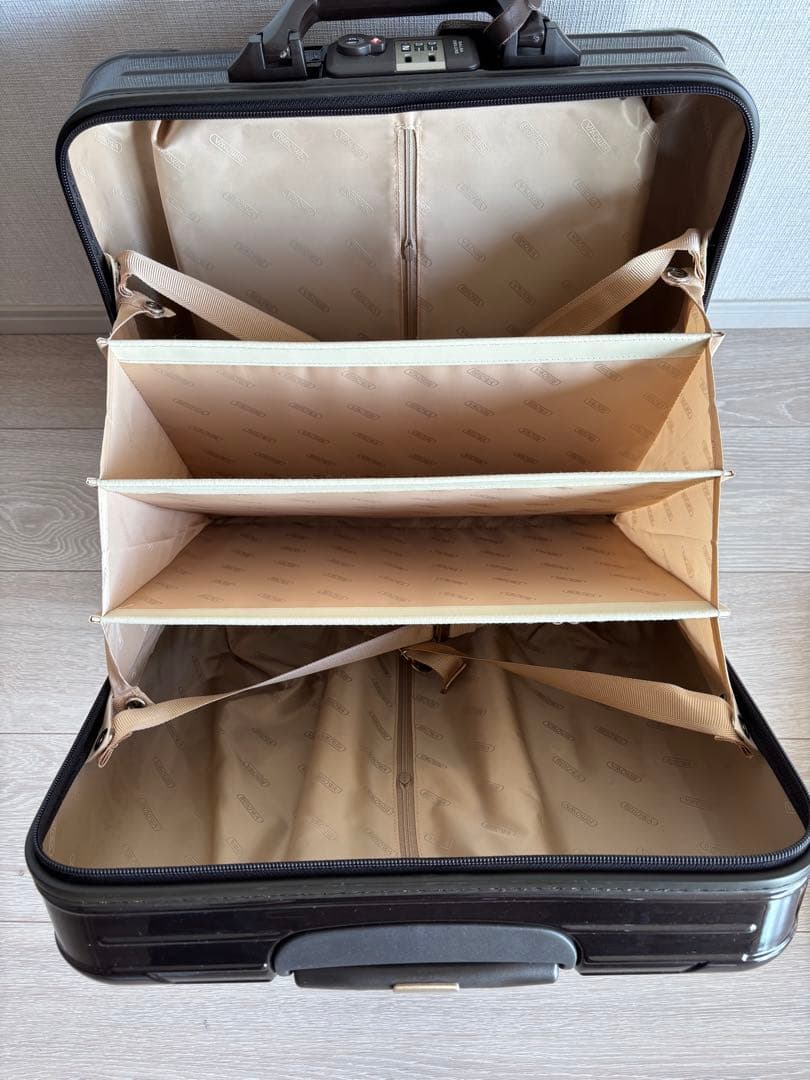 リモワキャリーバッグSalsa Deluxe Hybrid 付属品有り