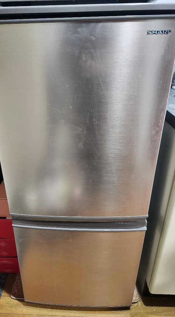 SHARP　冷蔵庫　SJ-D14E　2019年製