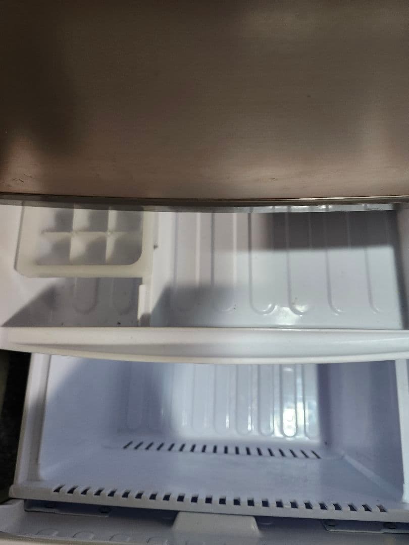 SHARP　冷蔵庫　SJ-D14E　2019年製