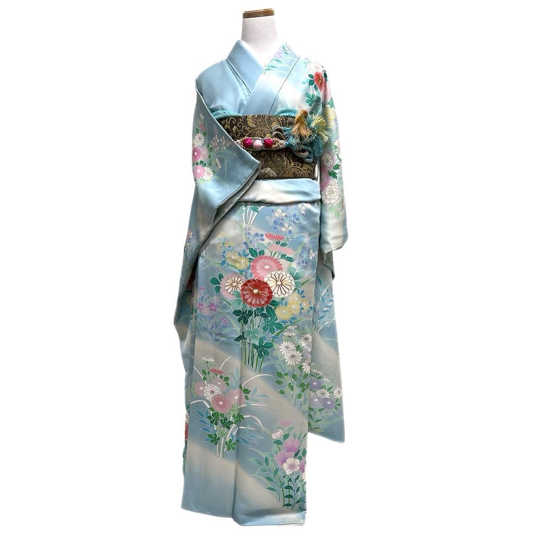 振袖　金駒刺繍　金彩　菊花　牡丹　ライトブルー　成人式　着物　101b d