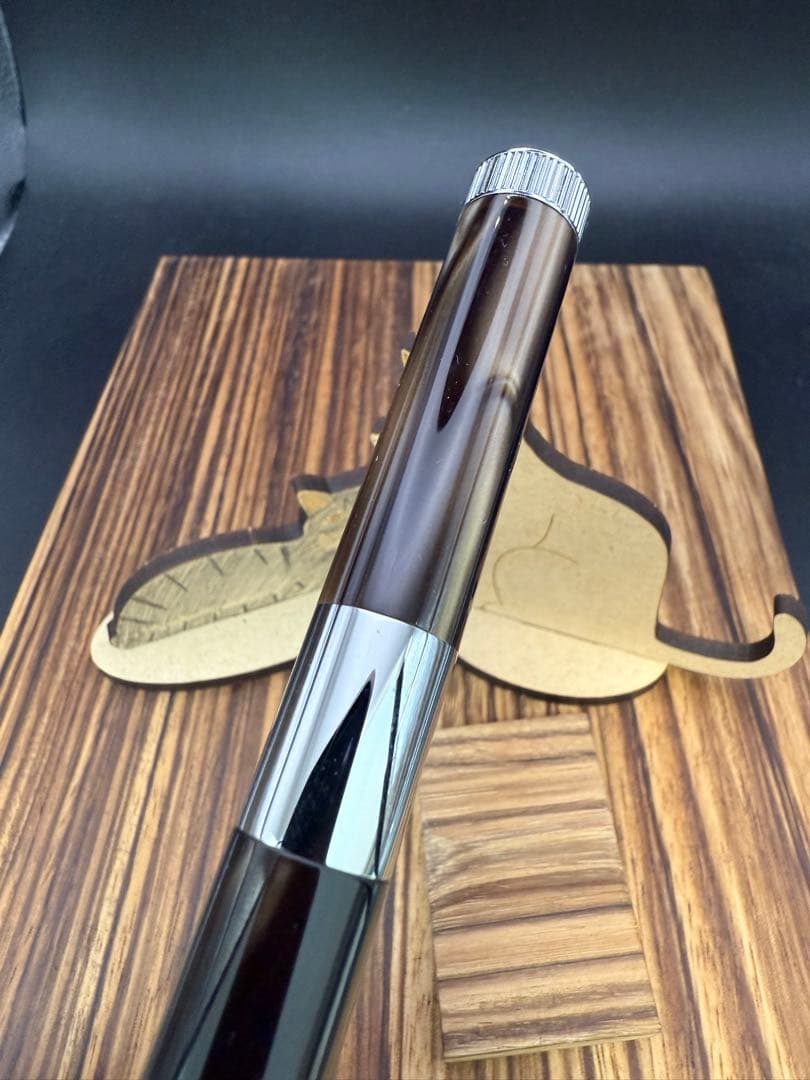 伊東屋 Romeo NO.3 ボールペン イタリアングレー 太軸