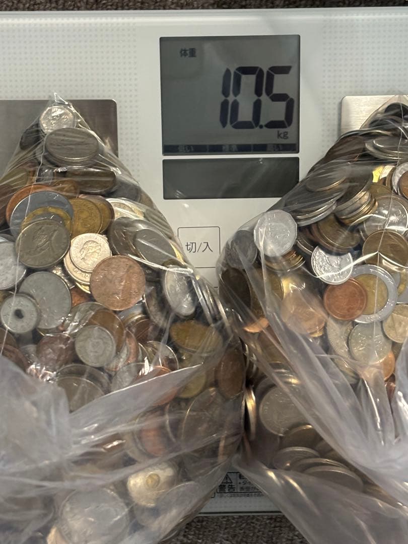 ワ*～様 古銭　外国　メダルなどまとめて10キロ