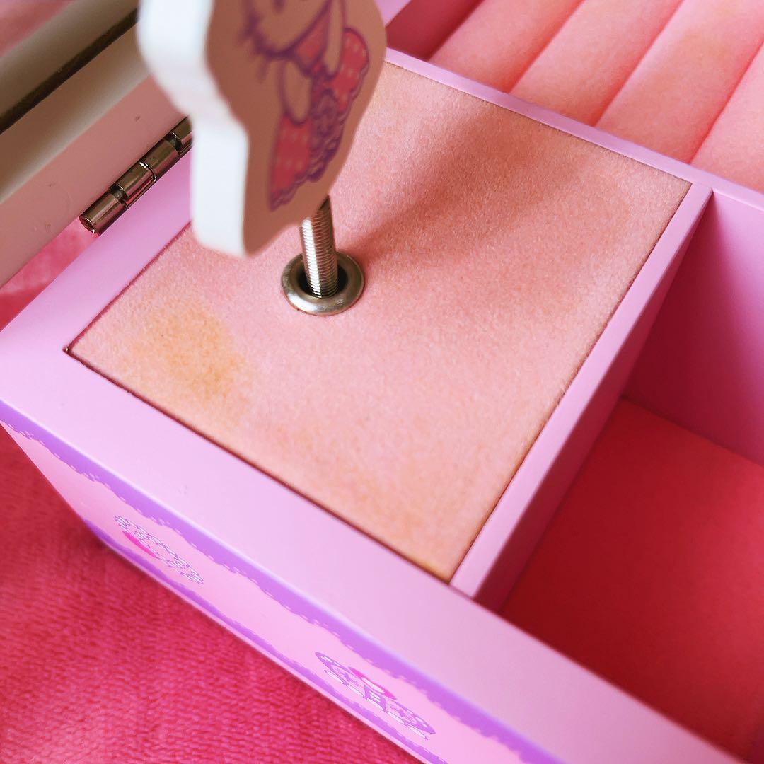 希少レア　ハローキティ　オルゴール付き　ジュエリーケース　2005 USA