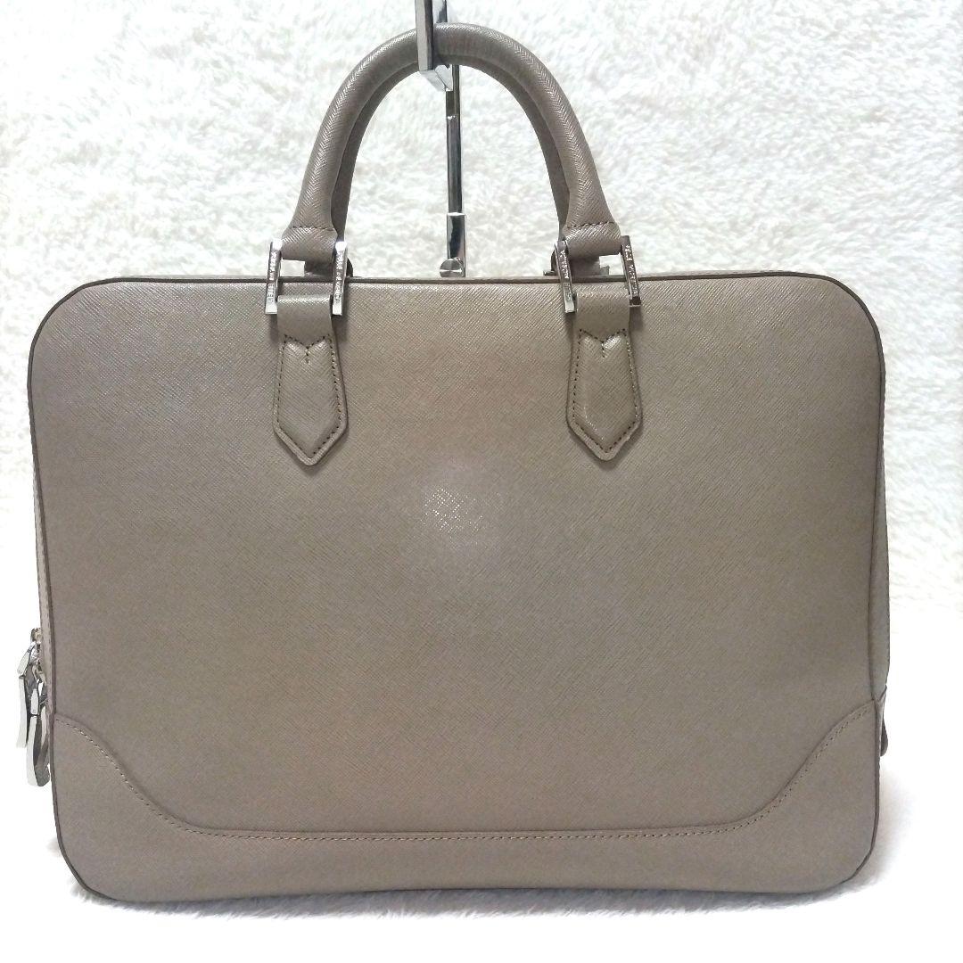 【極美品】ペッレモルビダ キャピターノ 1室タイプ ブリーフケース 希少色 レア