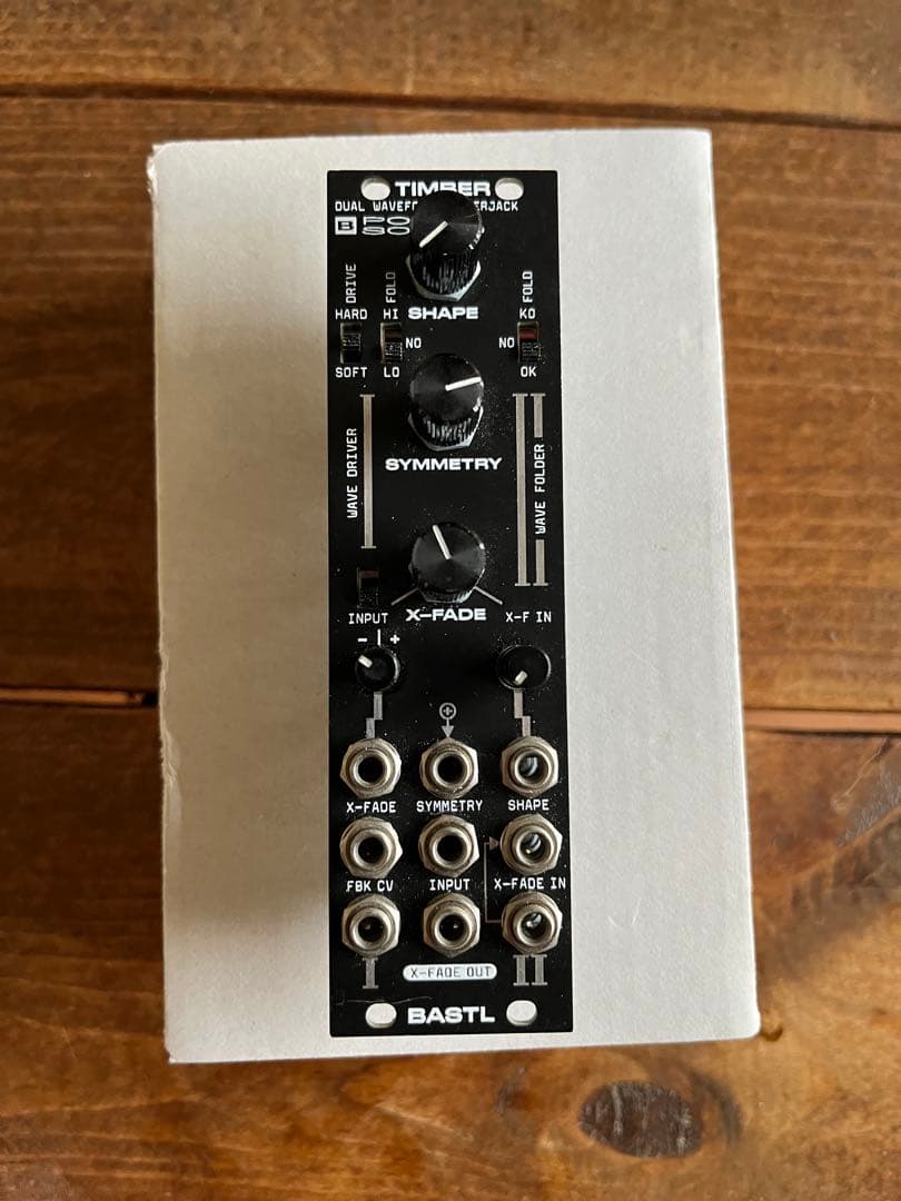 Bastl instruments TIMBER モジュラーシンセ　ユーロラック