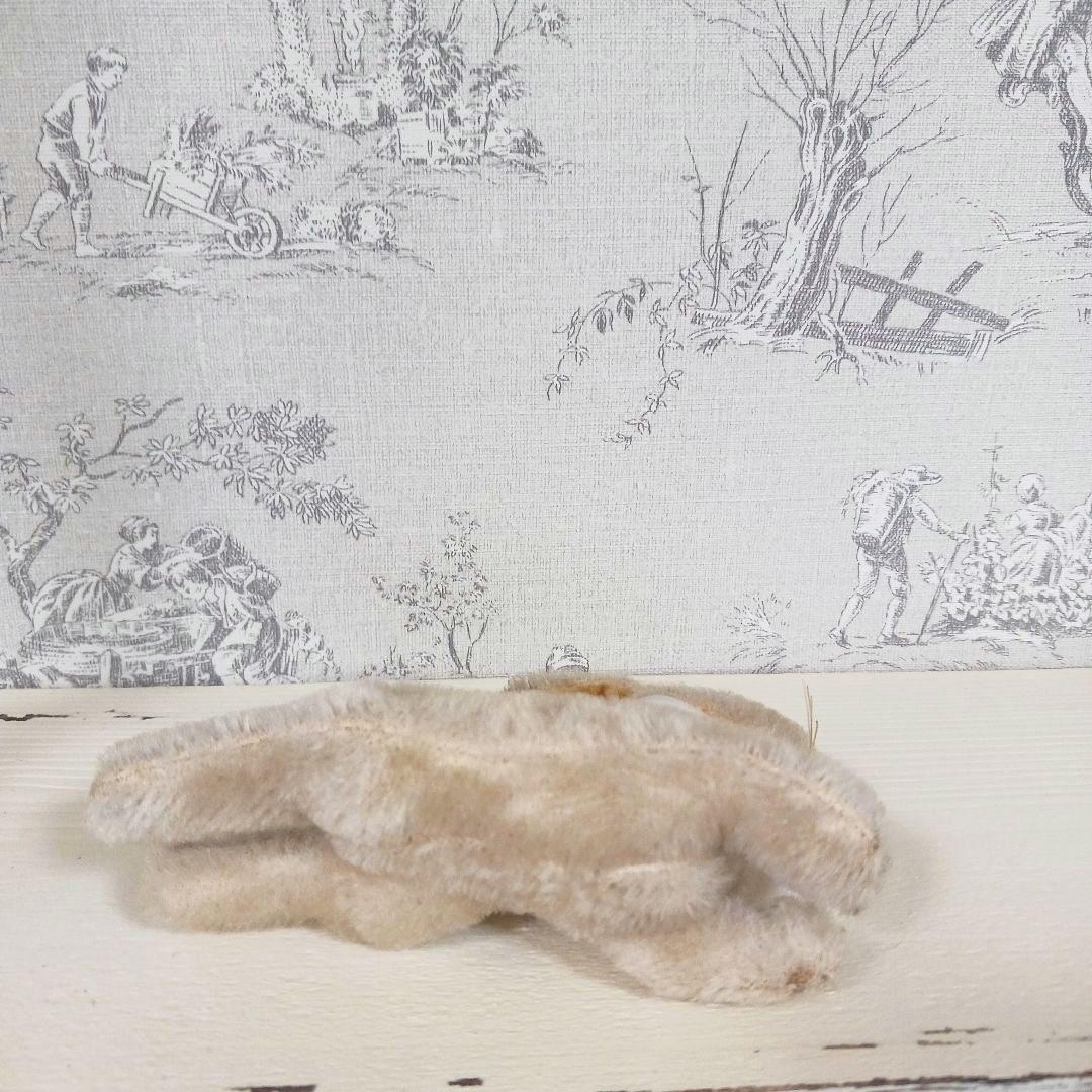 ◇ドイツヴィンテージ　小さなうさぎさん*※。.:*:・'°*◇